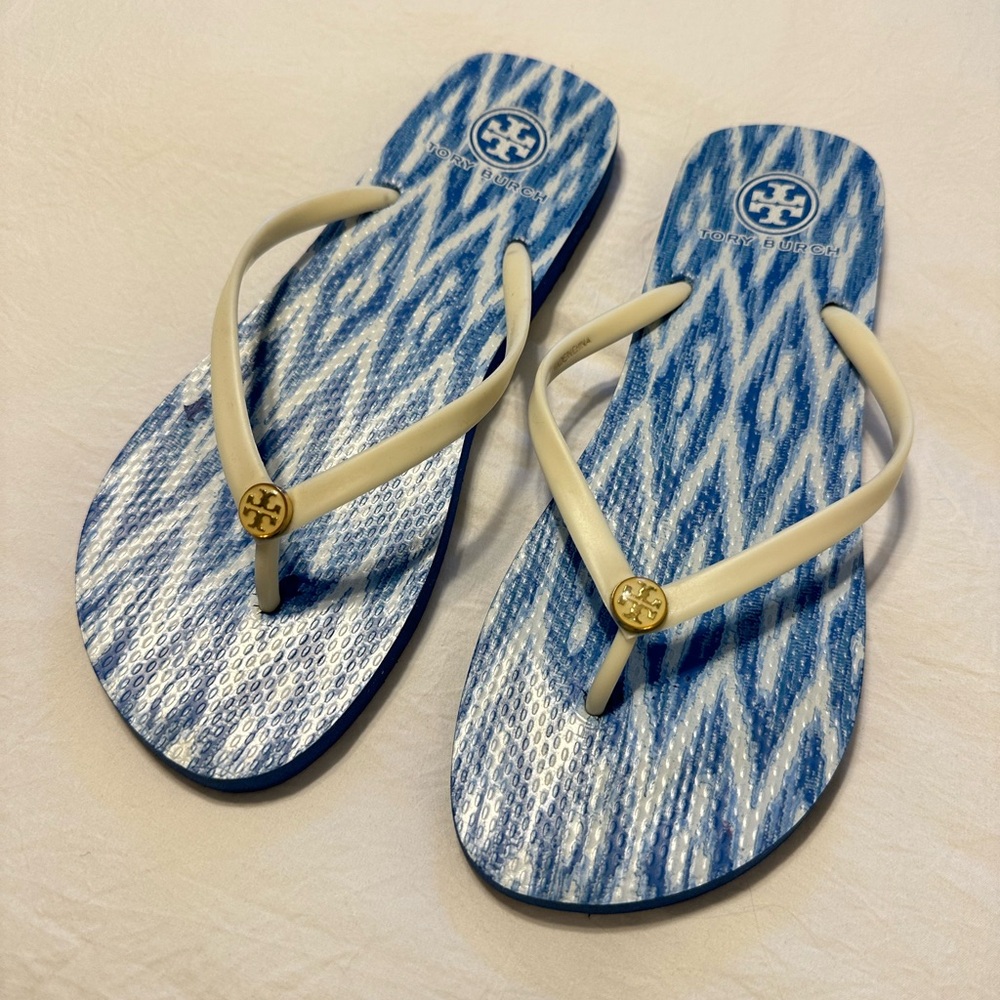 Tory Burch Blue Ikat Pattern Flip Flops with Cream Straps and Gold Logos